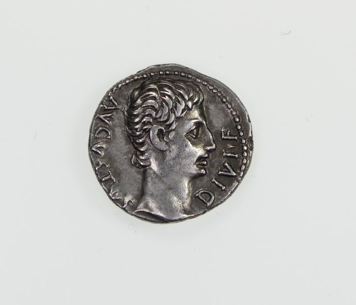 Augustus Silver Denarius 27BC-14AD-10821