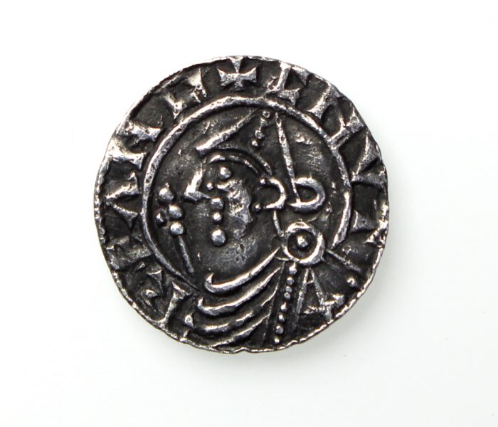 Cnut Silver Penny 1016-1035AD Leicester-11704
