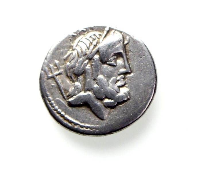 L. Lucretius Trio Silver Denarius 76BC-12005