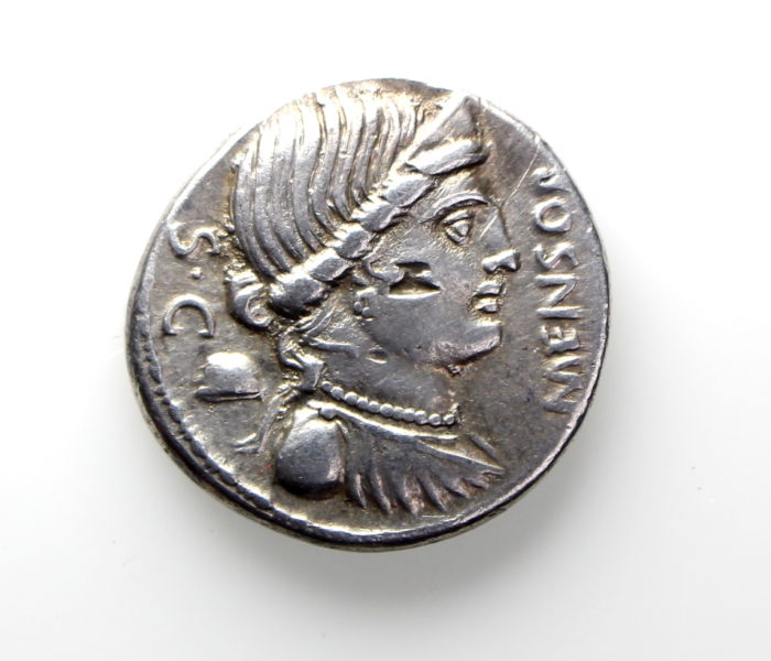 L. Farsulius Mensor Silver Denarius 75BC -12013