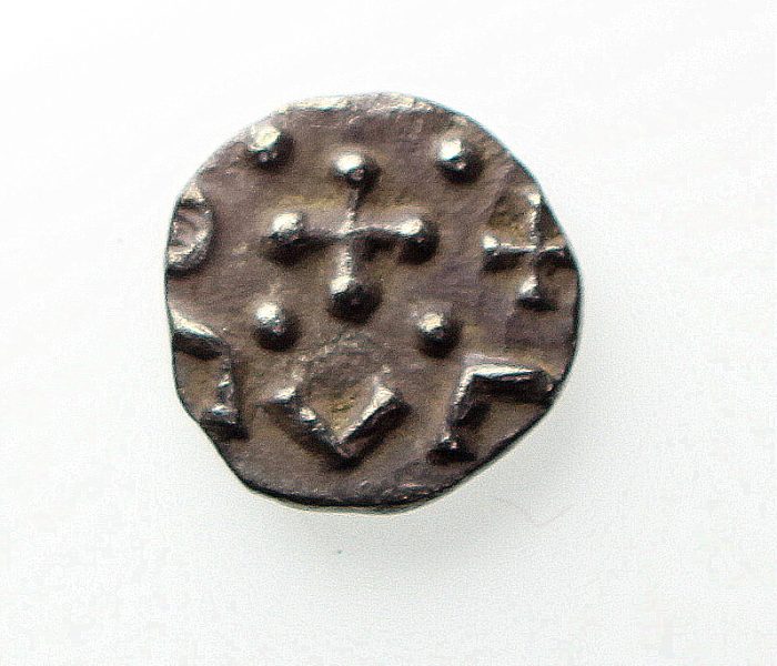 Anglo Saxon Silver Sceat 695-740AD Series D-12605