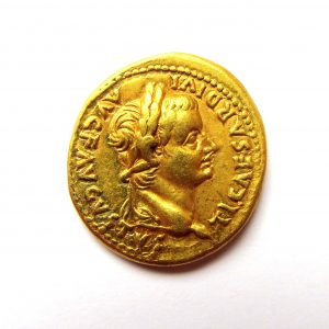 Tiberius Gold Aureus 14-37AD-13534