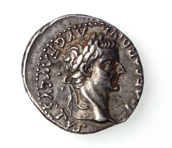 Tiberius Silver Denarius 14-37AD-14828
