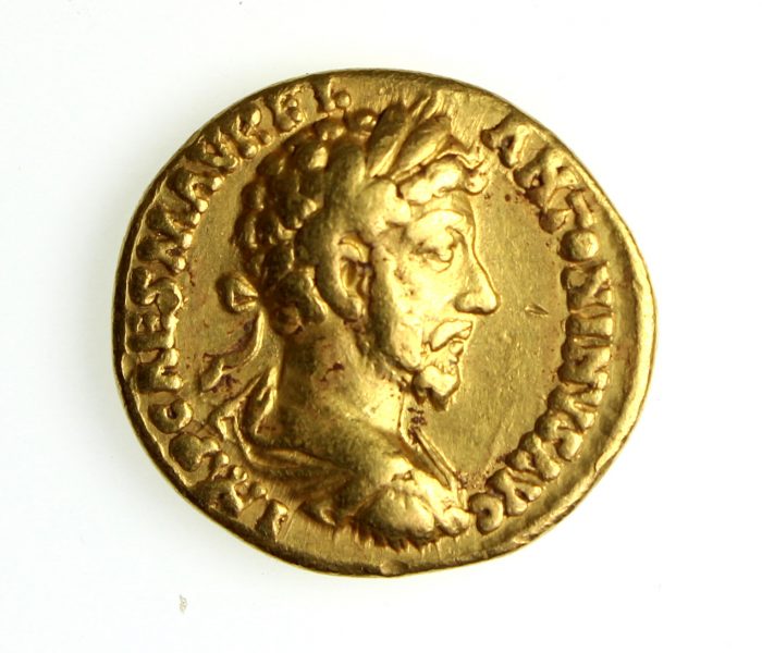 Marcus Aurelius Gold Aureus 161-180AD-15010