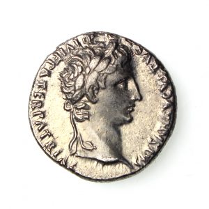 Augustus Silver Denarius 27BC-14AD Gaius & Lucius Caesars-15930