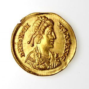 Honorius Gold Solidus 393-423AD Milan -16223