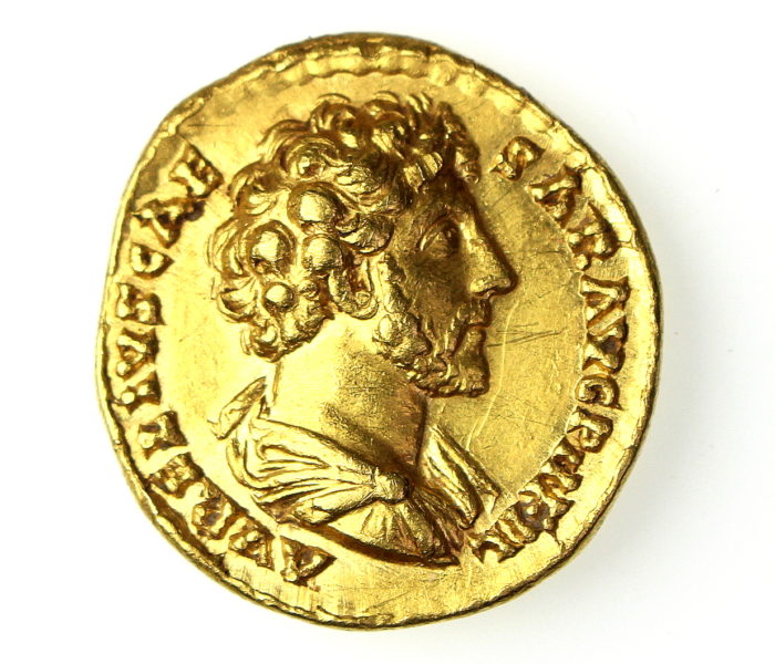 Marcus Aurelius Gold Aureus 161-180AD-16541