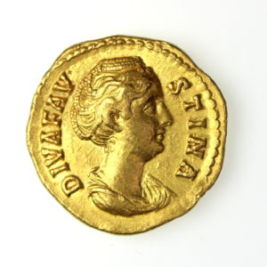 Faustina Senior Gold Aureus w. of Antoninus Pius 138-161AD-16543