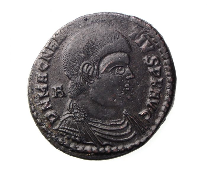 Magnentius Bronze Centenionalis 350-353AD Lyon -17297
