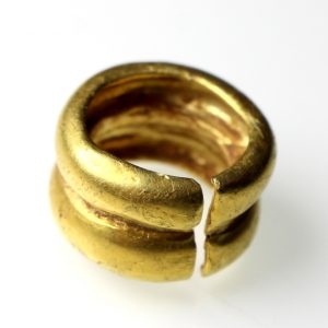 Bronze Age Gold Penannular Ring -18844