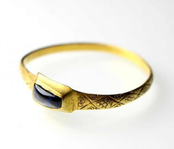 Gold Finger Ring 14/15th Century AD set with a large Sapphire -0
