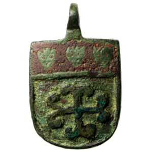 Medieval Heraldic Pendant 3 Leopards Heads above Cross Moline-19454