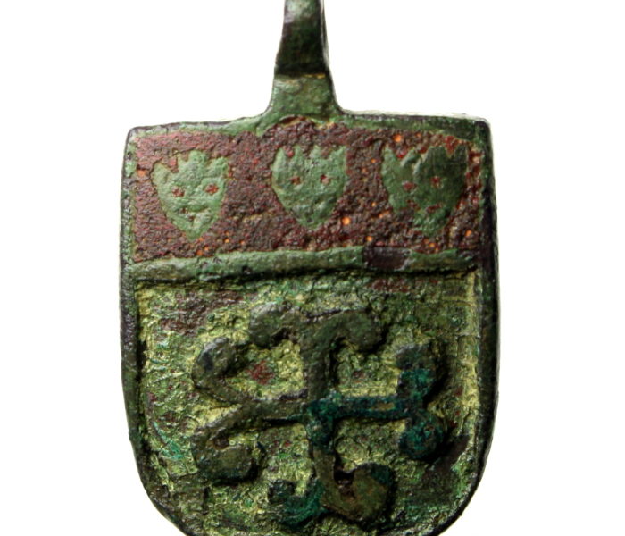 Medieval Heraldic Pendant 3 Leopards Heads above Cross Moline-19454