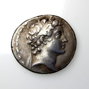 SELEUKID EMPIRE Antiochos V Eupator 164-162BC Silver Tetradrachm Antioch mint -19935
