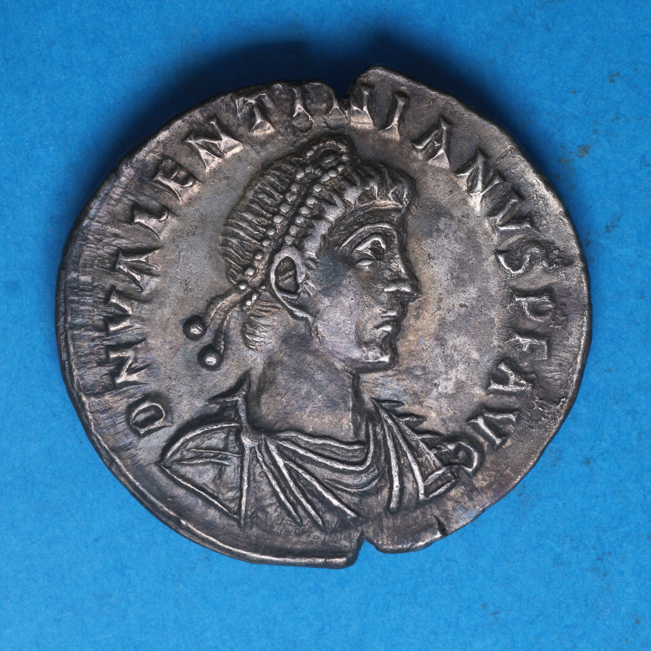 Valentinian II 375-392AD Silver Miliarensis Rome mint *The Vale of Pewsey Hoard* - Image 3