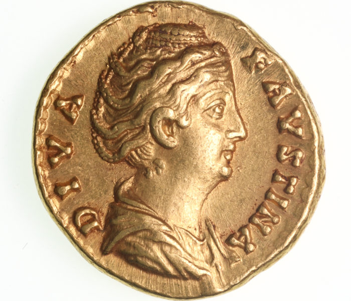Diva Faustina Senior wife of Antoninus Pius AD 138-161 Gold Aureus Rome