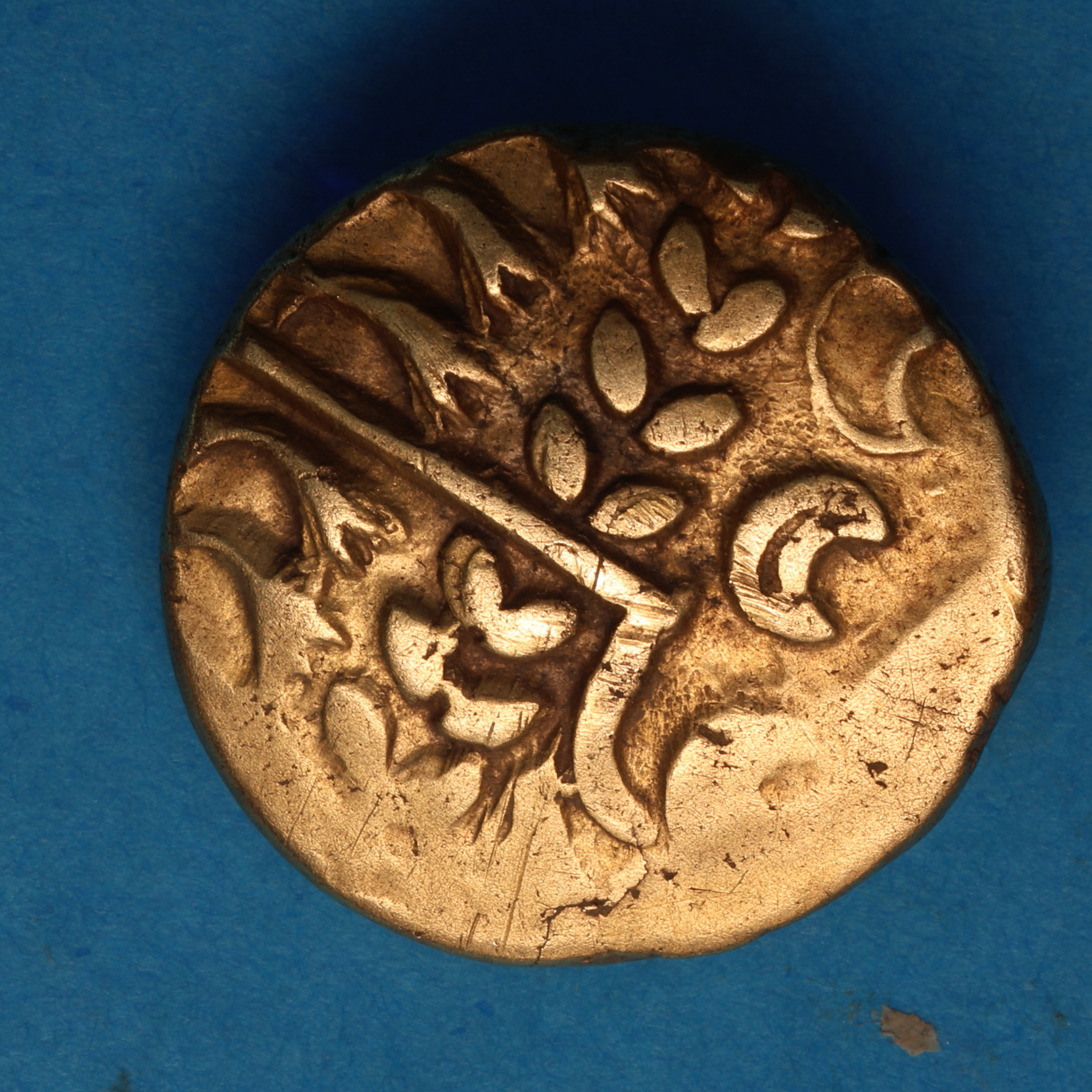 Belgae 1st Century BC Gold Stater Chute type - Image 4