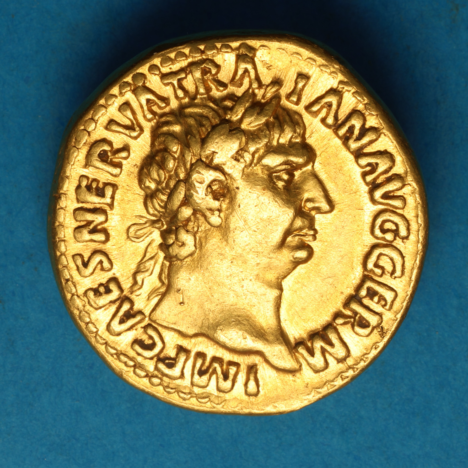 Trajan AD 98-117 Gold Aureus Rome - Image 3