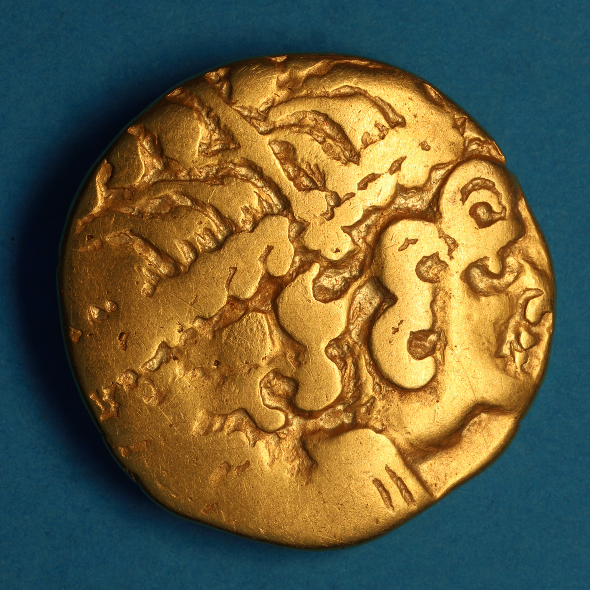 Gallo Belgic Ambiani 2nd Century BC Broad Flan Gold Stater - Image 3