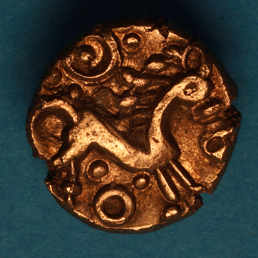 Belgae 1st Century BC Winchester Cross Wreath Gold Quarter Stater *Excessively Rare* - Image 3