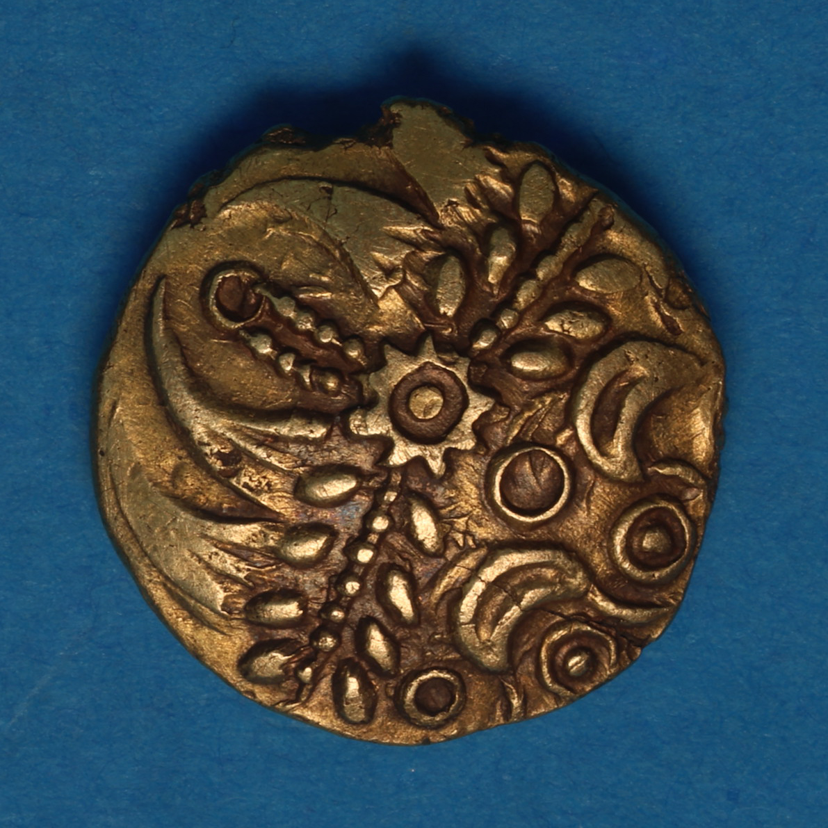 Regini 1st Century BC Ratham Ringpole Gold Quarter Stater *Very Rare* - Image 4