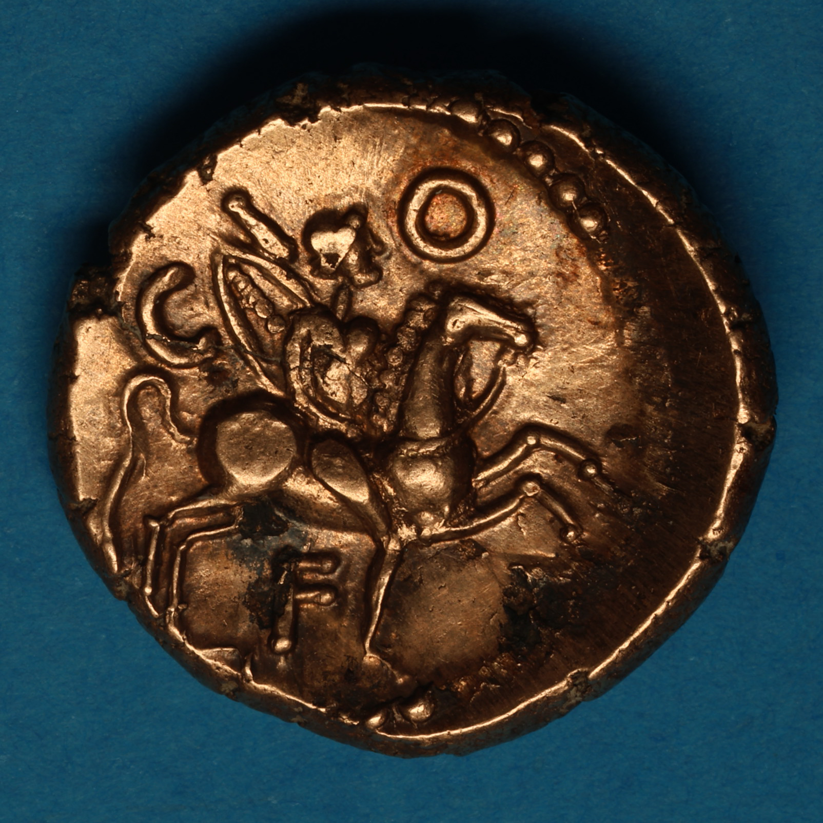 Regini & Atrebates Verica c. AD 10 - 40 Verica Vine Leaf Viri Gold Stater *Scarce* - Image 3