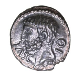 Regini & Atrebates Epatticus c. AD 20 - 40 Epatticus Head Lion Silver Unit *Excessively Rare*