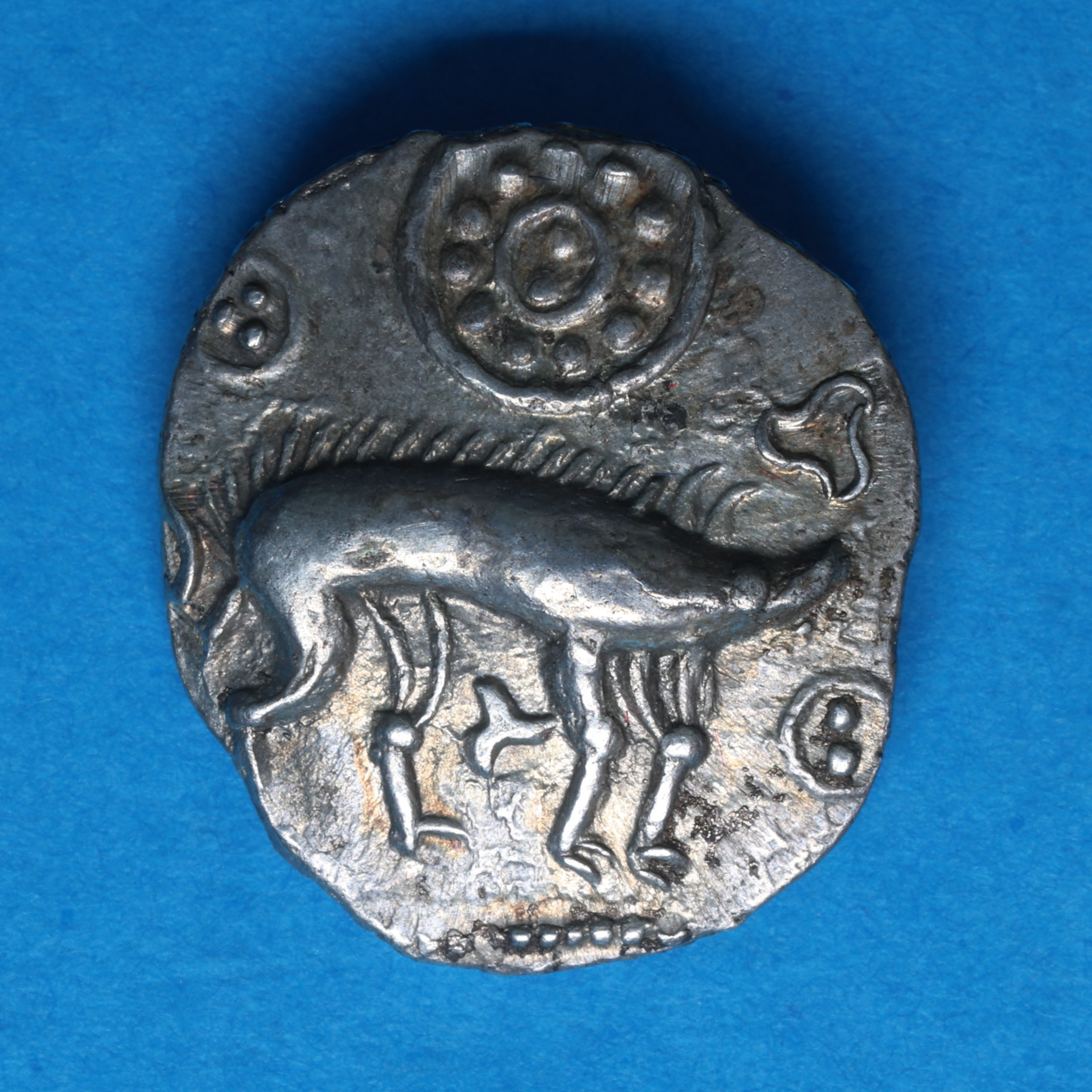 Corieltavi late 1st Century BC Proto Boar No Spear Type Silver Unit - Image 3