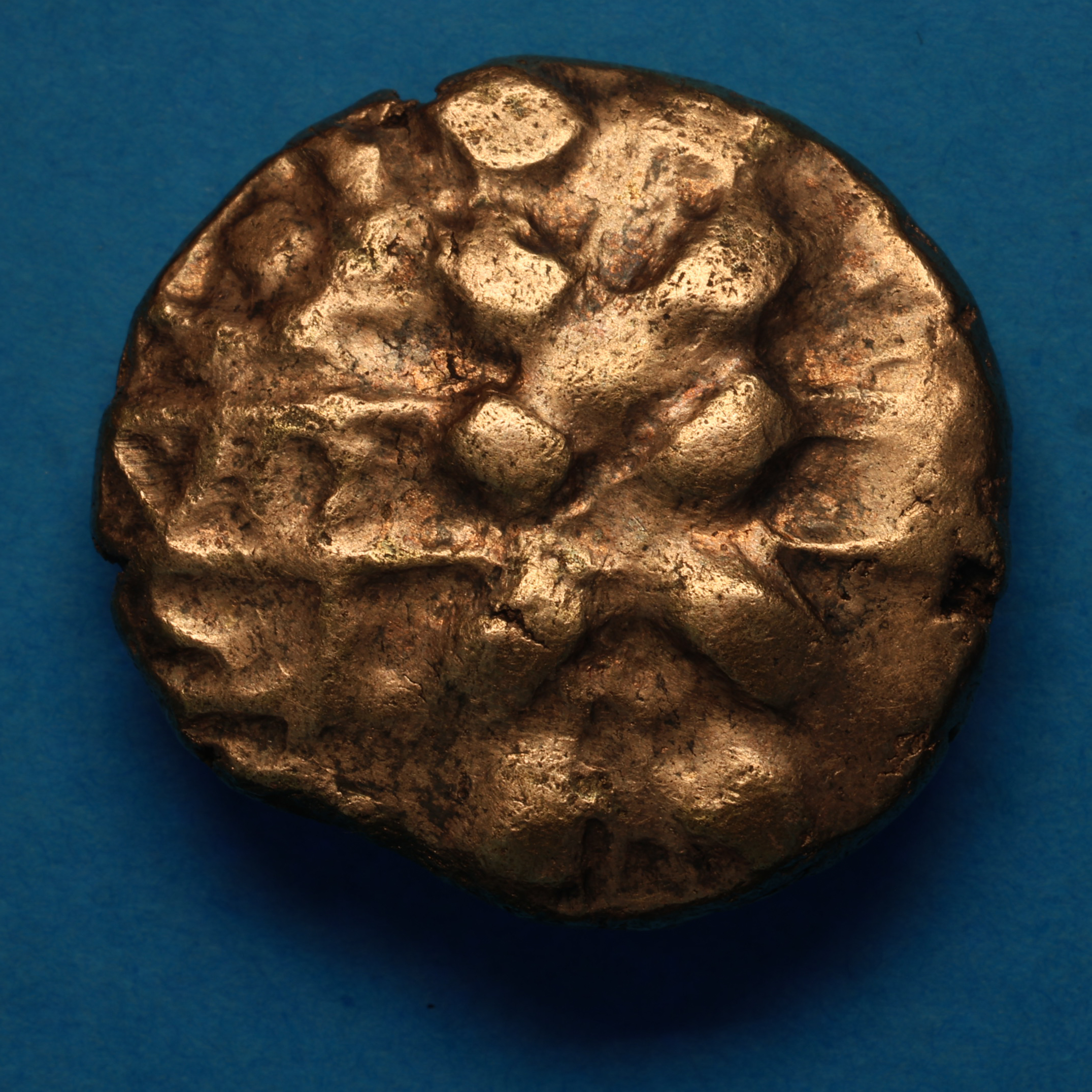 Corieltavi Volisios Dumnocoveros c. AD 35-40 Gold Stater *Excessively Rare* - Image 4