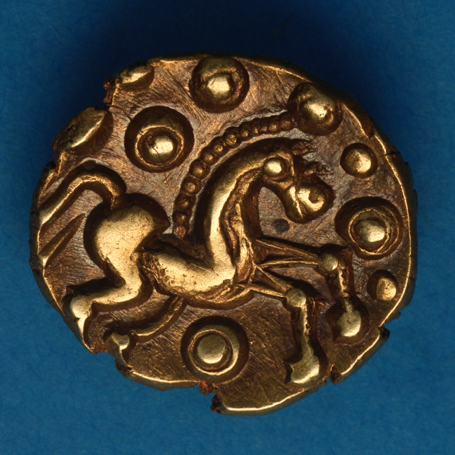 Trinovantes 1st Century BC Heybridge Horse Gold Quarter Stater *Extremely Rare* - Image 3