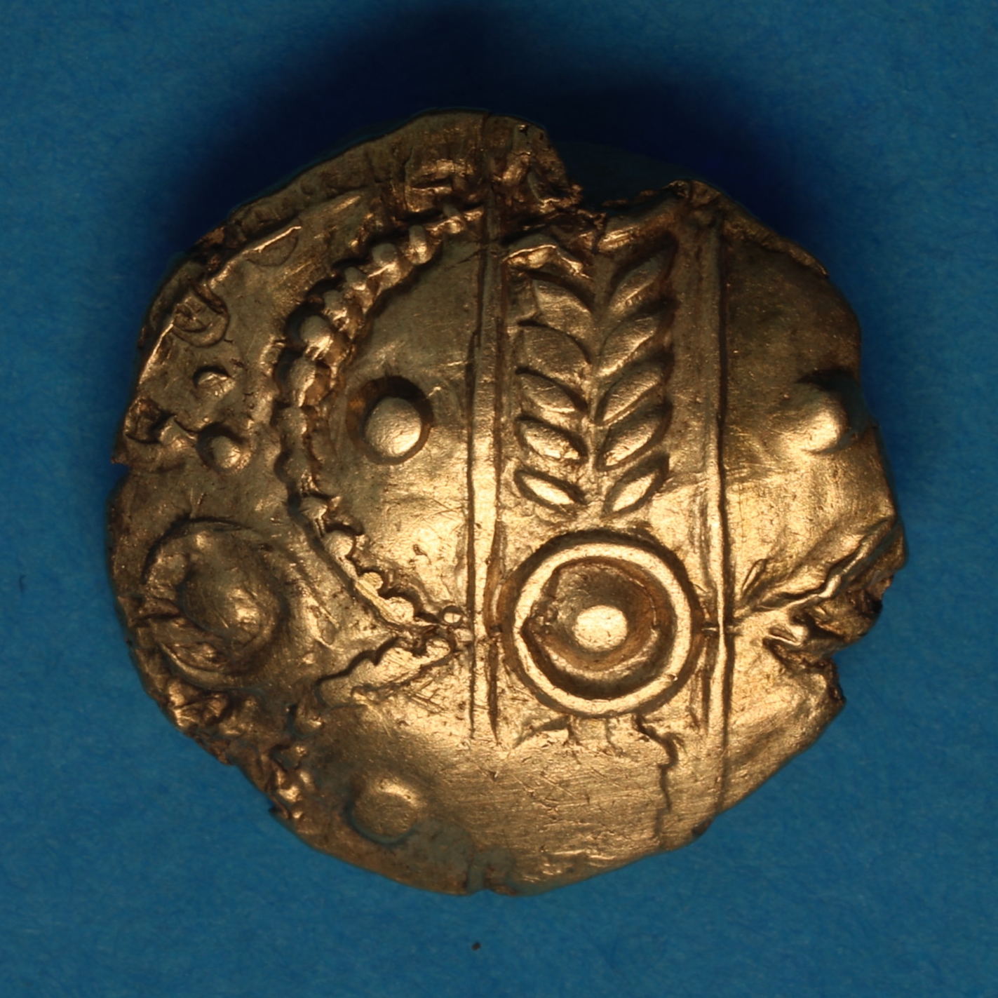 Iceni 1st Century BC Snettisham Corn Ears Gold Quarter Stater *Excessively Rare* - Image 4