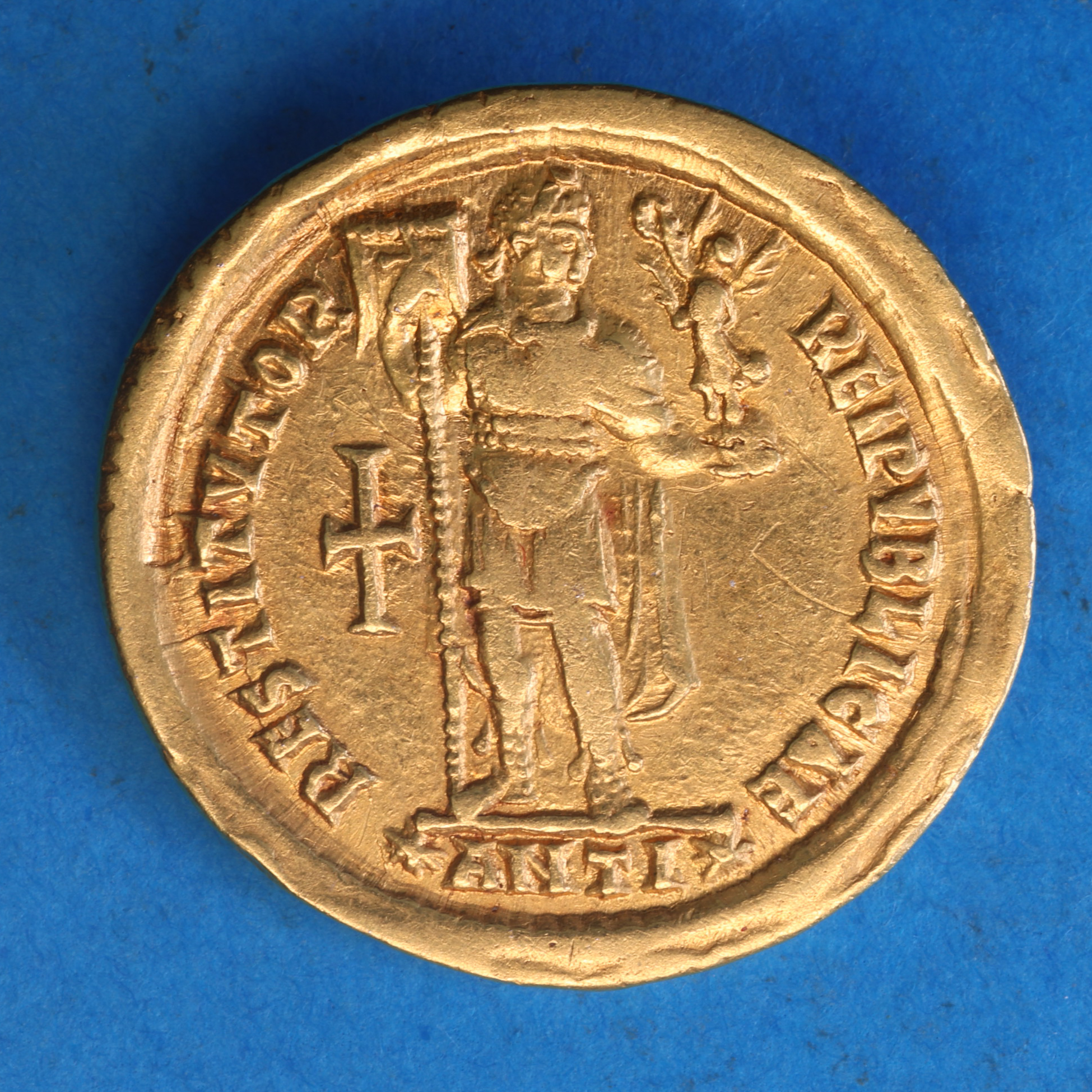 Valentinian I AD 364-375 Gold Solidus Antioch - Image 4