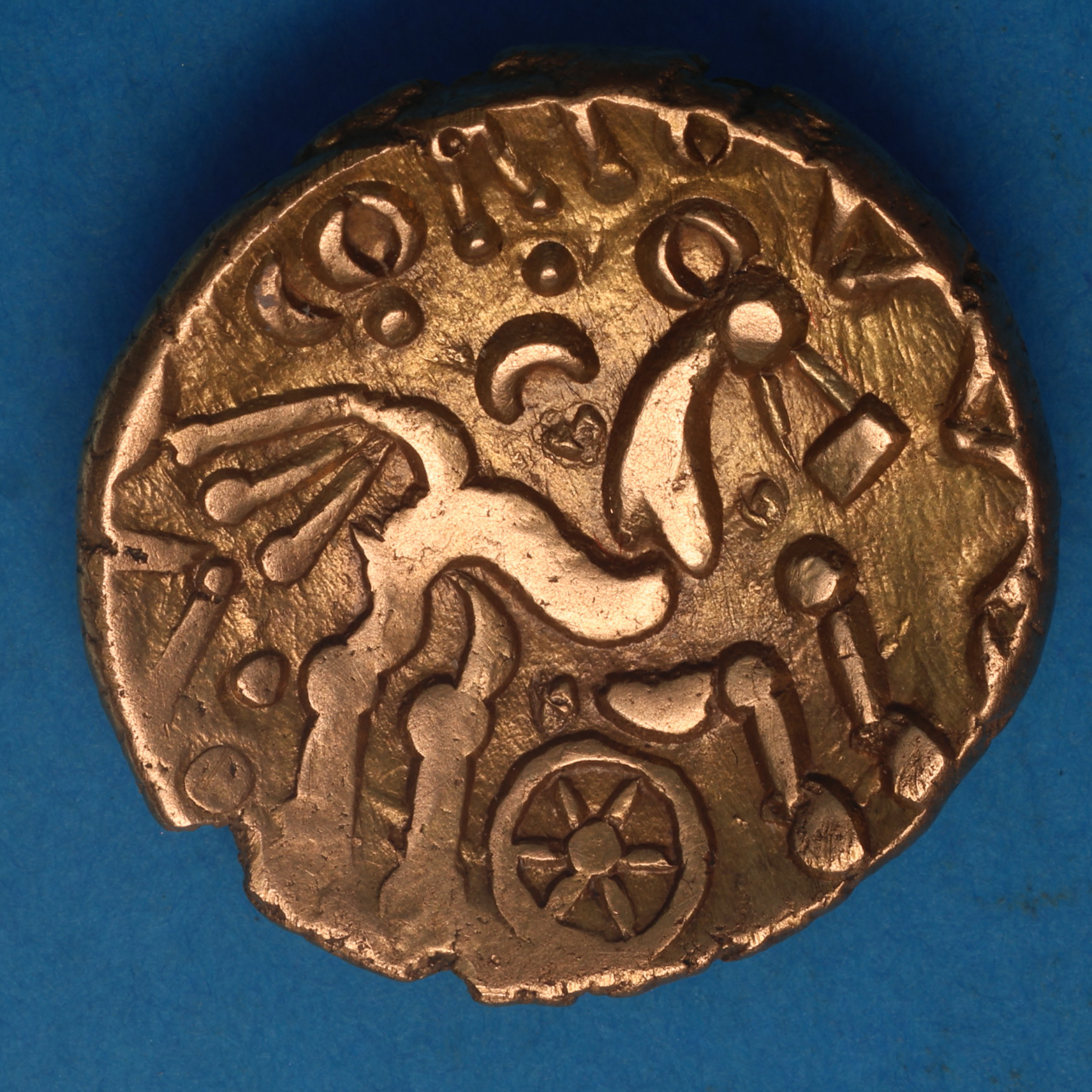 Dobunni Corio C.20 BC-AD 5 Gold Stater Corio Tree - Image 3