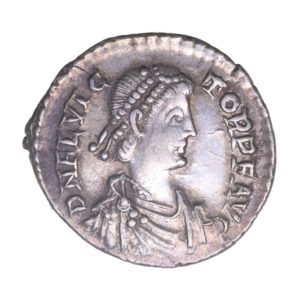 Flavius Victor 387-388AD Silver Siliqua Trier mint *The Vale of Pewsey Hoard*
