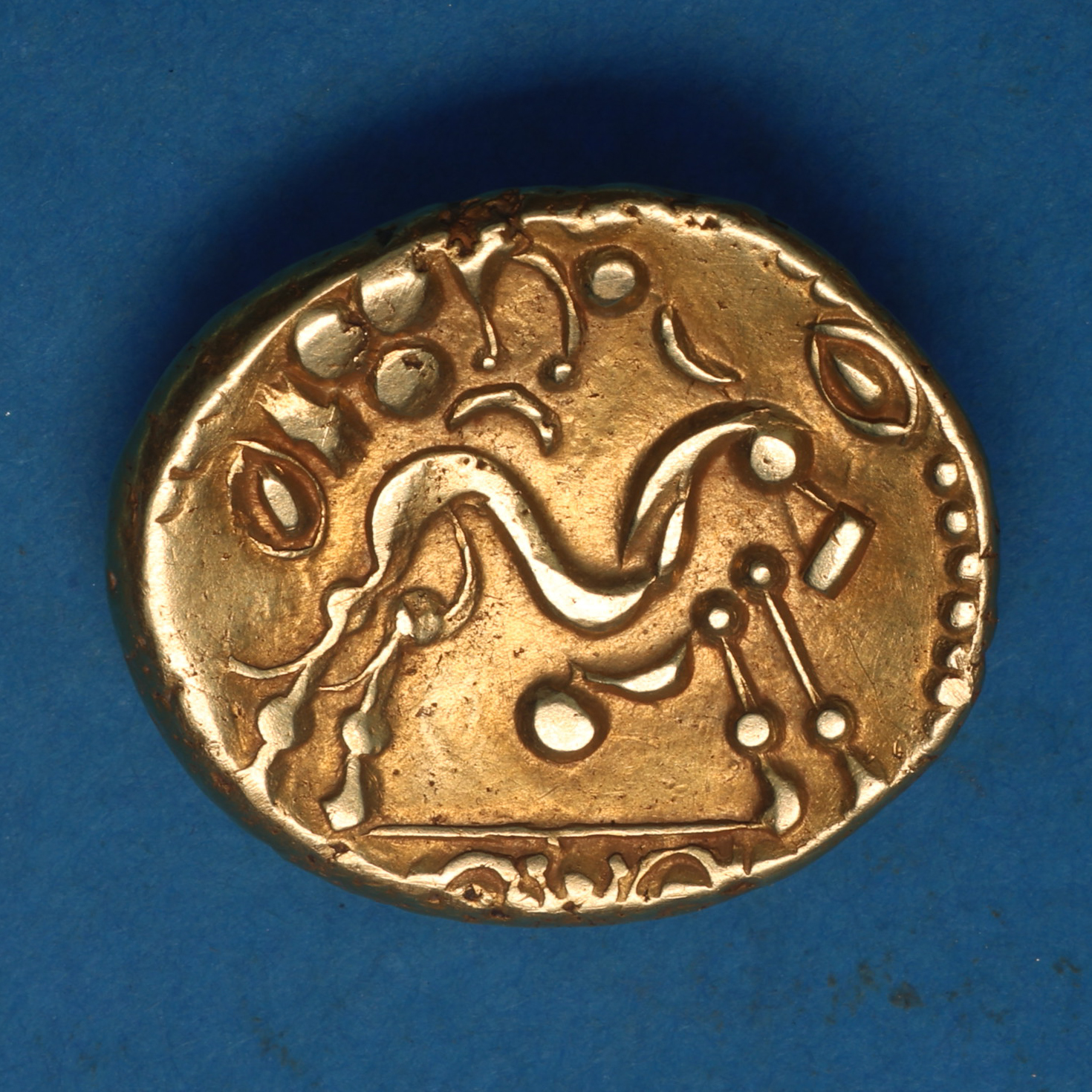 Gallo Belgic Ambiani 1st Century BC Gold Stater - Image 3