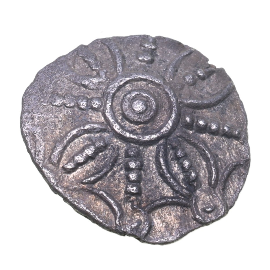 Belgae 1st Century BC Four Petal Flower Silver Minim*Excessively Rare* - Image 2