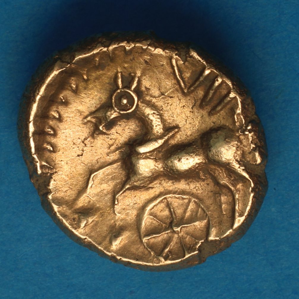 Regini & Atrebates Verica c. AD 10-40 Verica Selsey Crescents Gold Quarter Stater *Excessively Rare* - Image 3