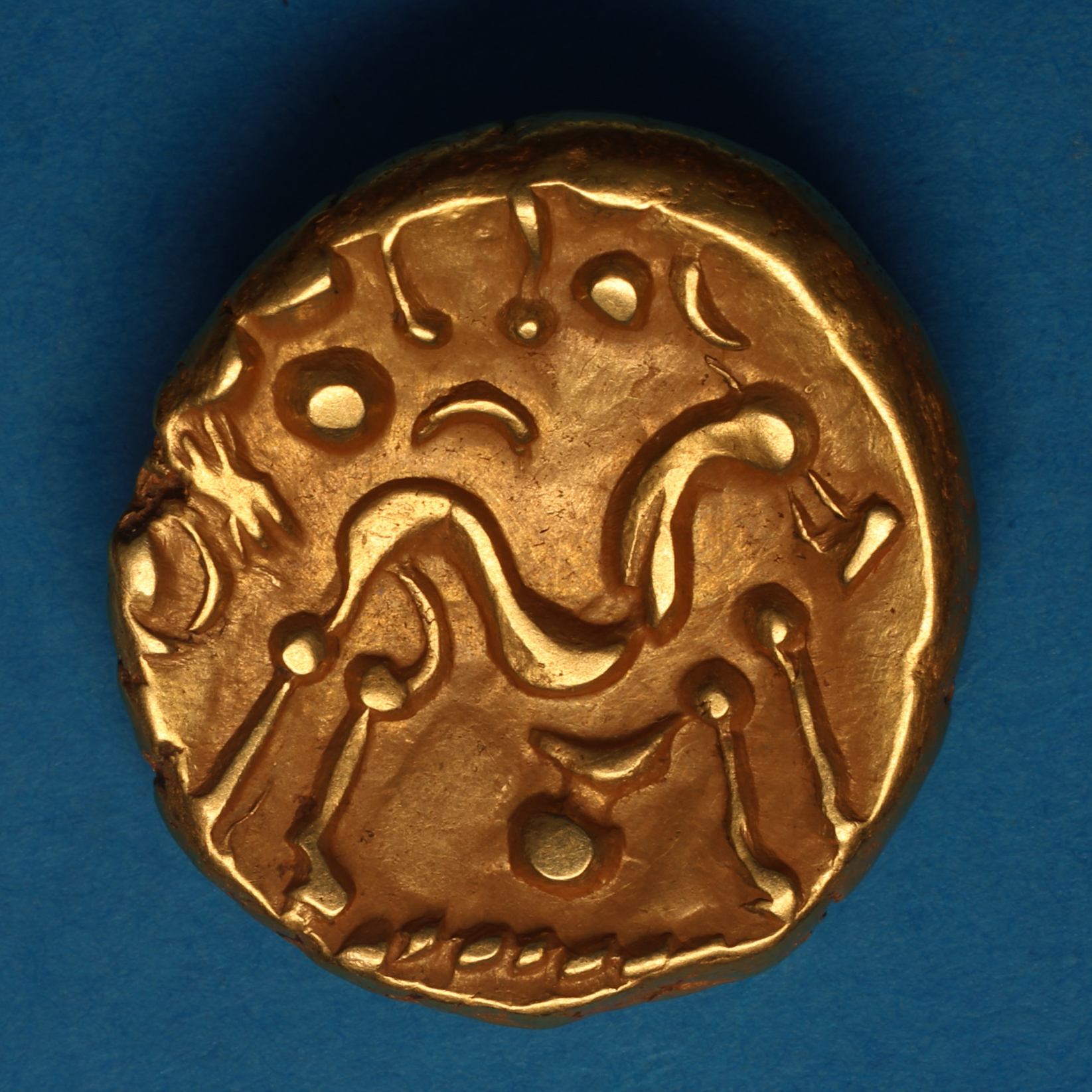Gallo Belgic Ambiani 1st Century BC Gold Stater - Image 3