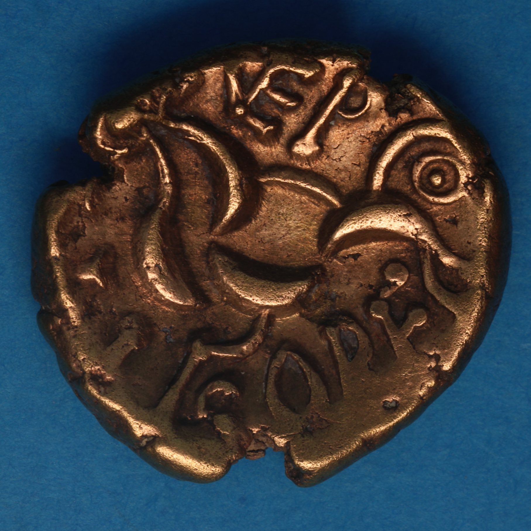 Corieltavi Vepo c. AD 15-40 Vepo Triadic Gold Stater *Rare* - Image 3