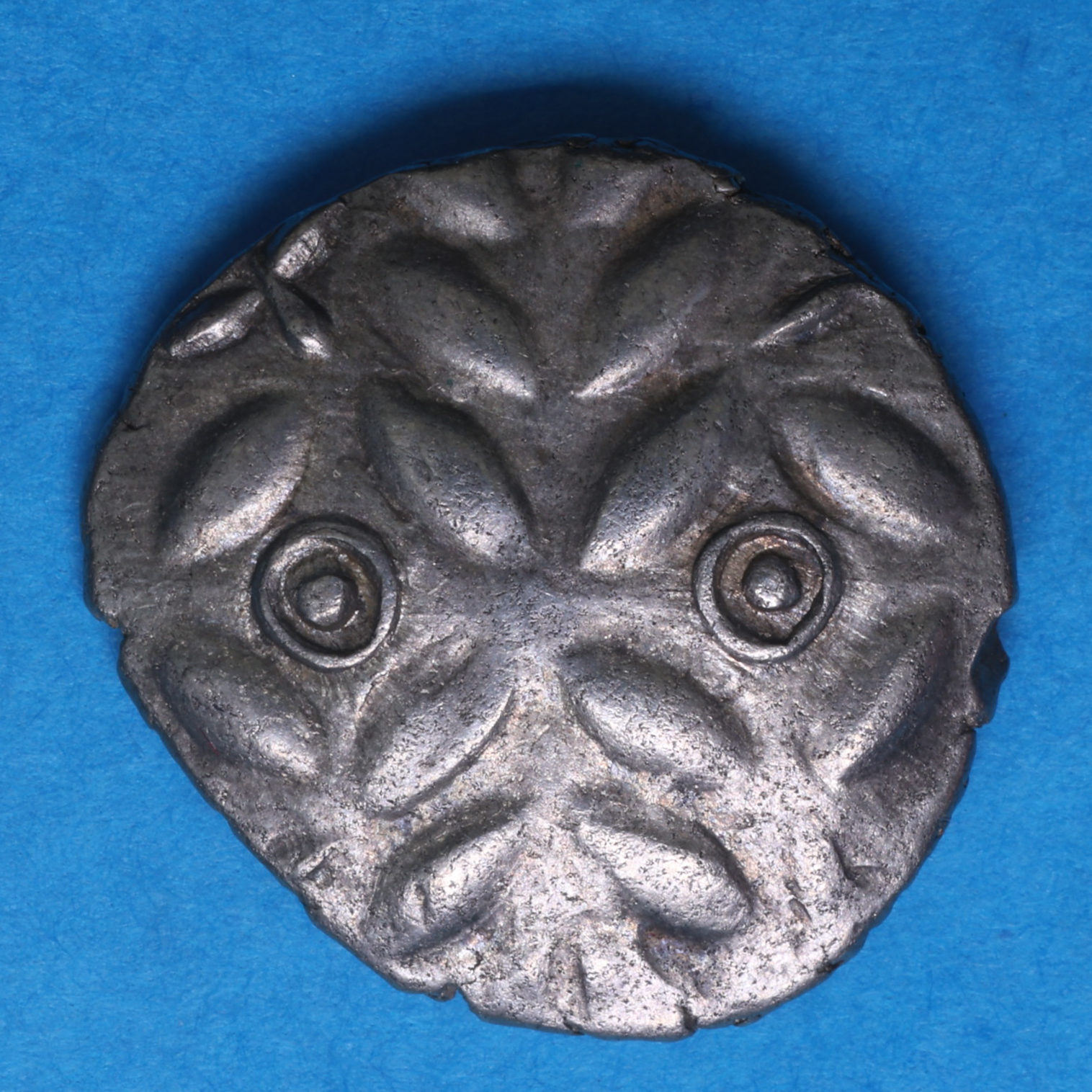 Corieltavi Aunt Cost c. AD 15-40 Aunt Cost Owlface Silver Unit - Image 4