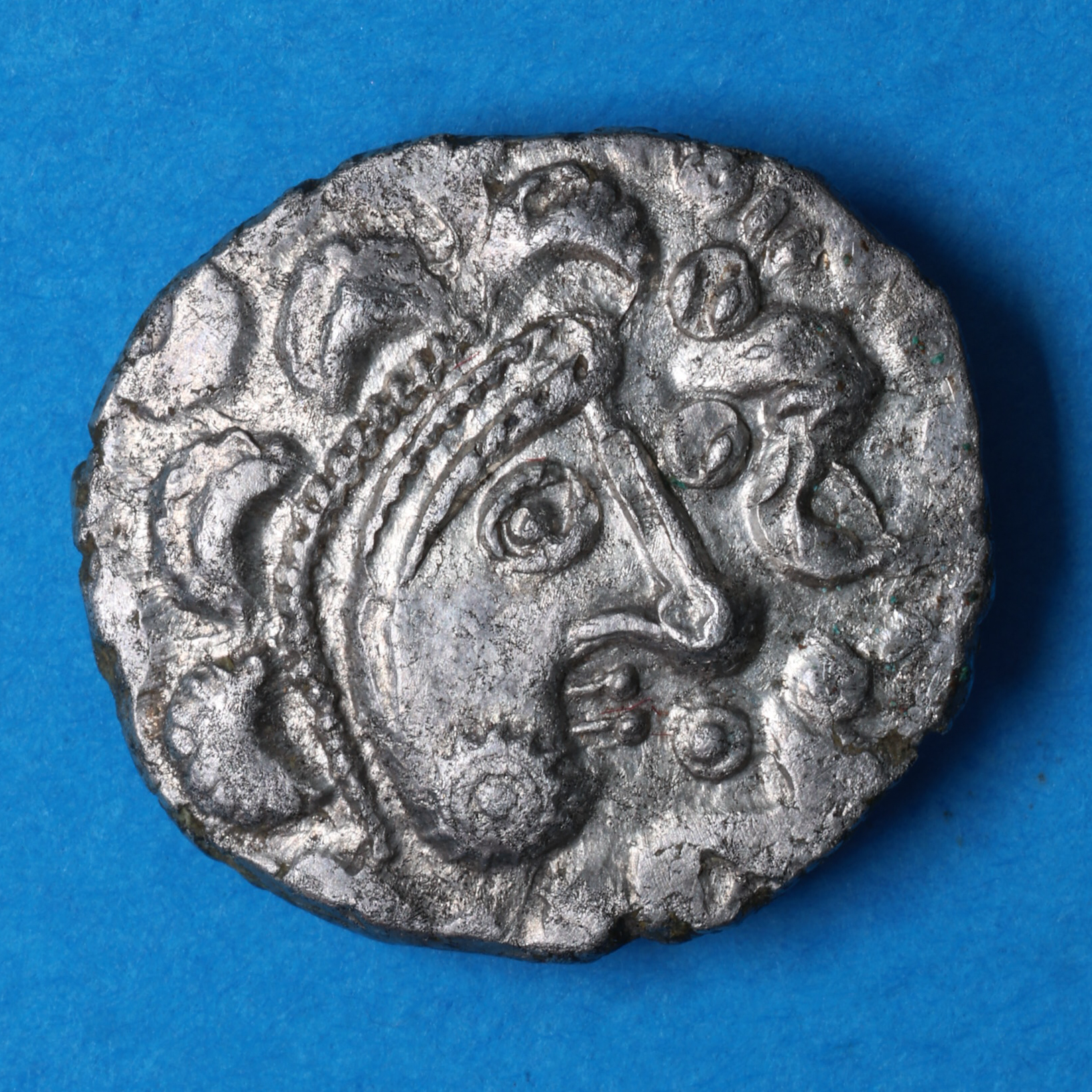 Dobunni 1st Century BC Cotswold Cock Silver Unit Head Type *Rare* - Image 3