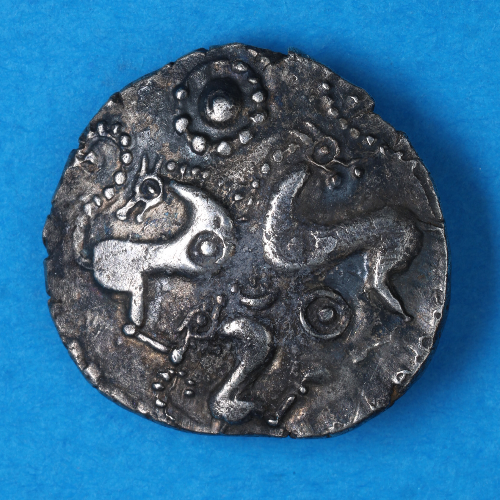 Eastern 1st Century BC Five Horses Silver Unit *Unique* *ABC Plate coin* - Image 4