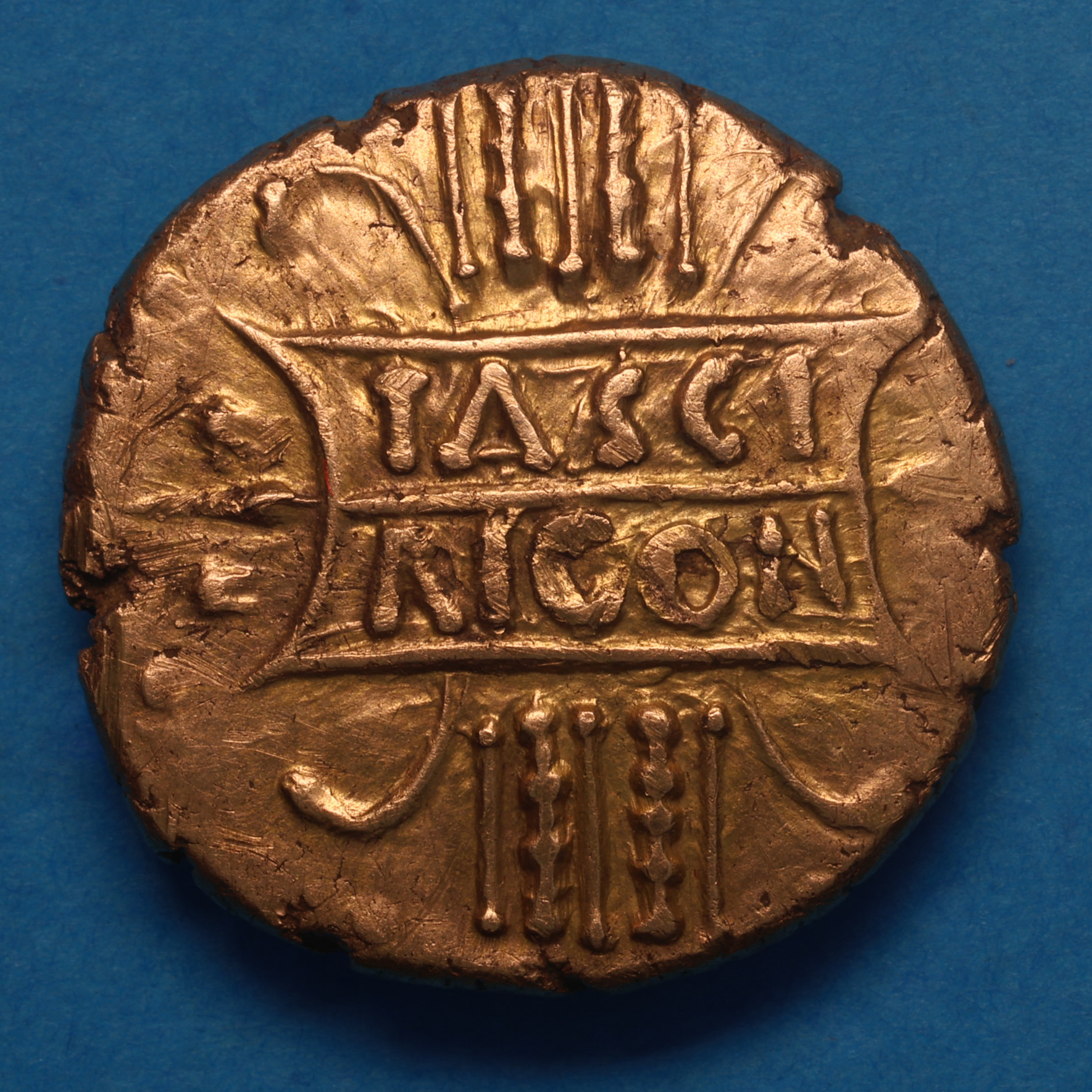 Catuvellauni Tasciovanos c. 25 BC-AD 10 Tascio Ricon Gold Stater *Illustrated in ABC* - Image 4