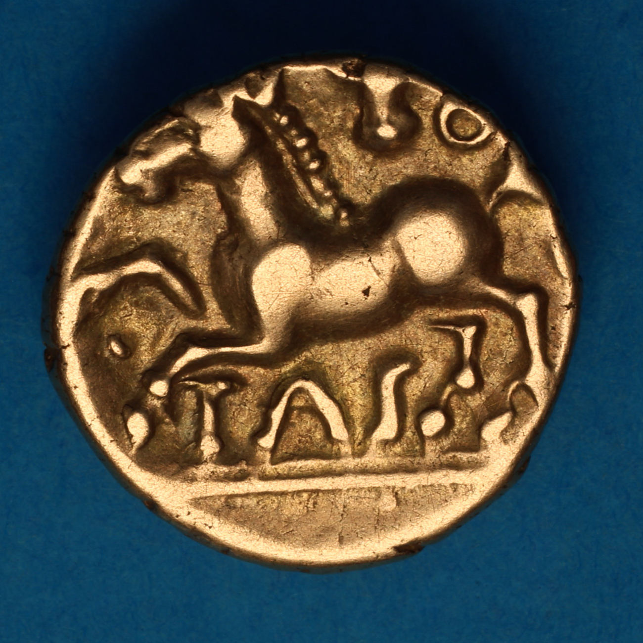 Catuvellauni Tasciovanos c. 25 BC-AD 10 Verlamion Gold Quarter Stater *Scarce* - Image 3
