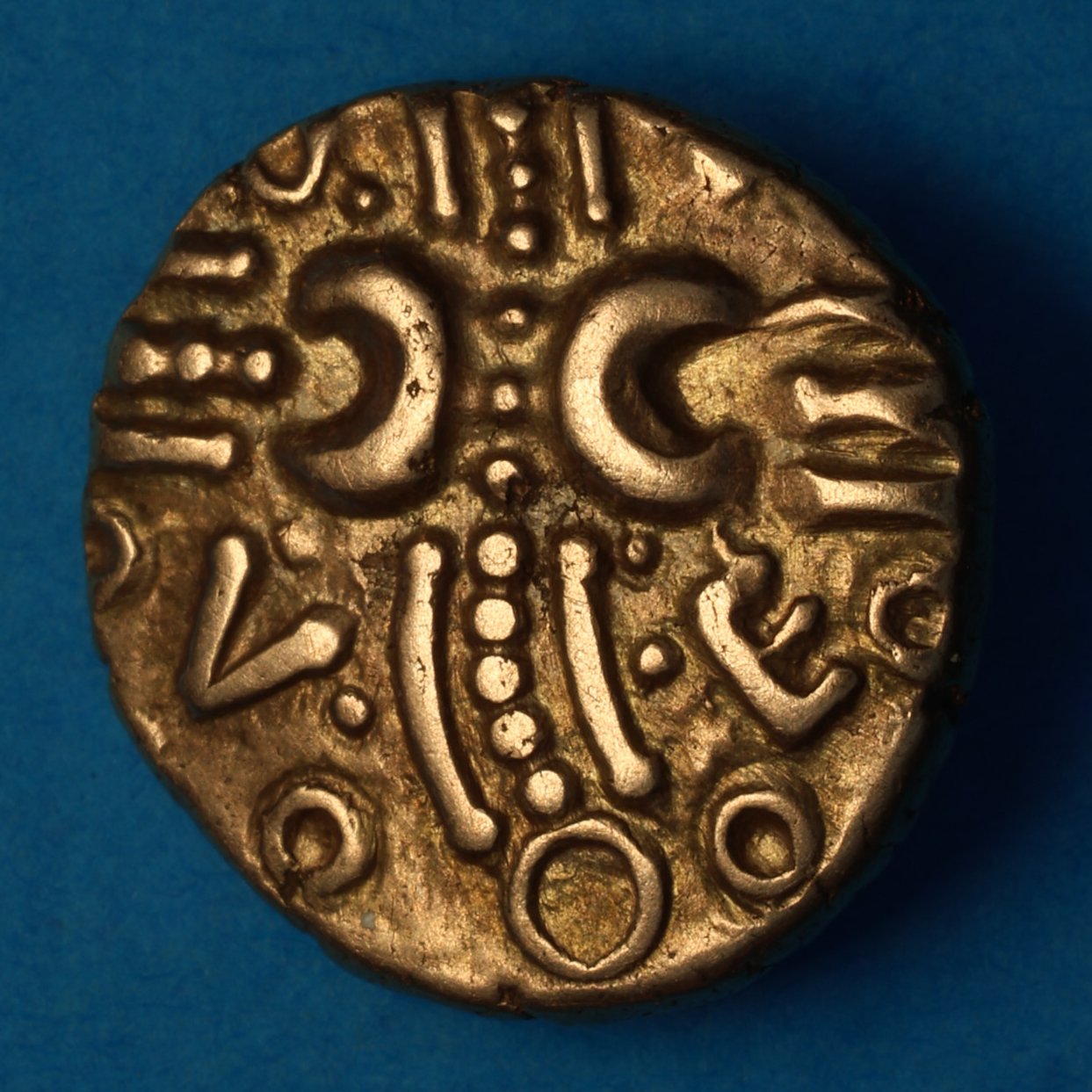 Catuvellauni Tasciovanos c. 25 BC-AD 10 Verlamion Gold Quarter Stater *Scarce* - Image 4
