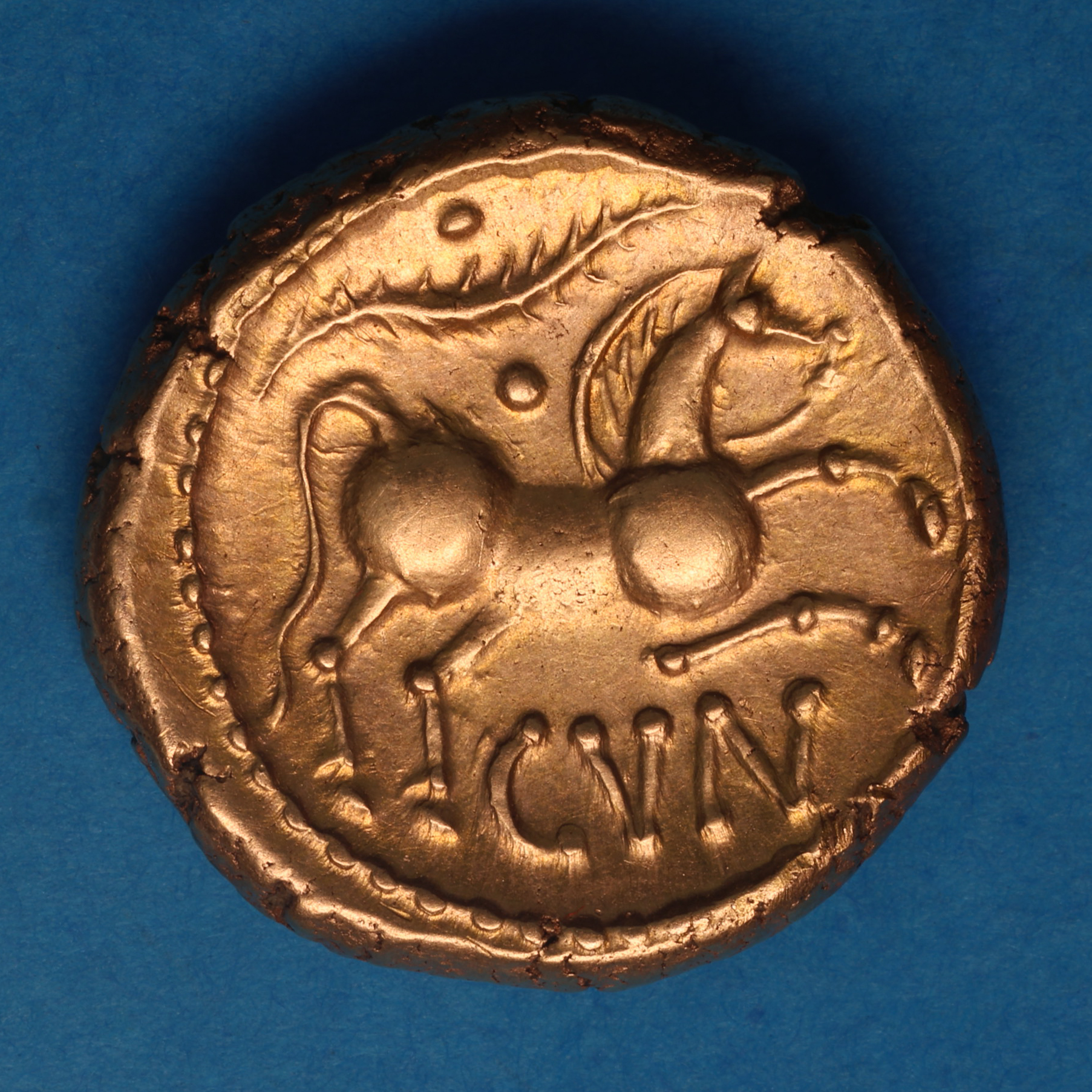 Catuvellauni and Trinovantes Cunobelinus c. AD 8-40 C. Linear Gold Stater *ABC front cover coin* - Image 3