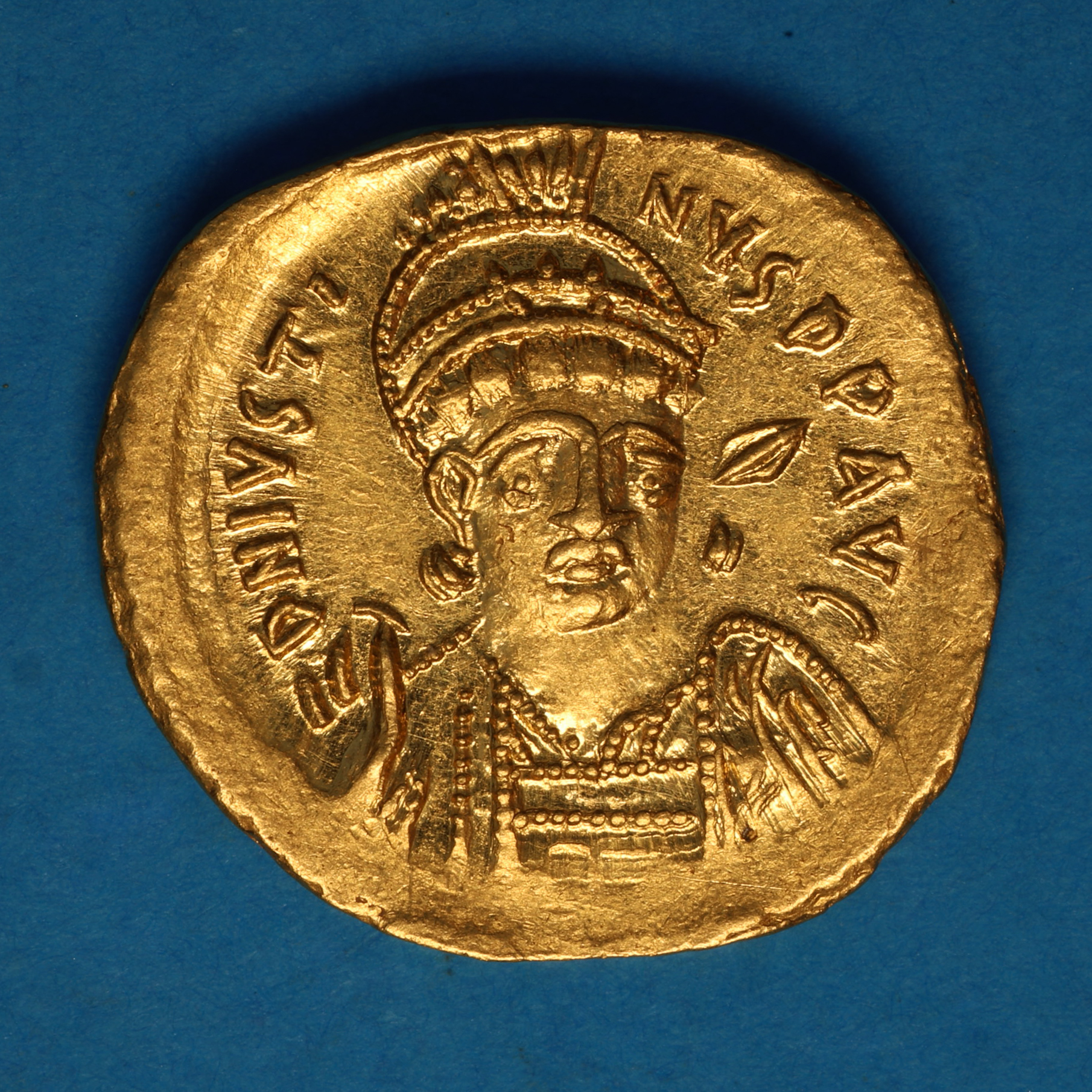 Byzantine Justin I AD 518-527 Gold Solidus Constantinople - Image 3