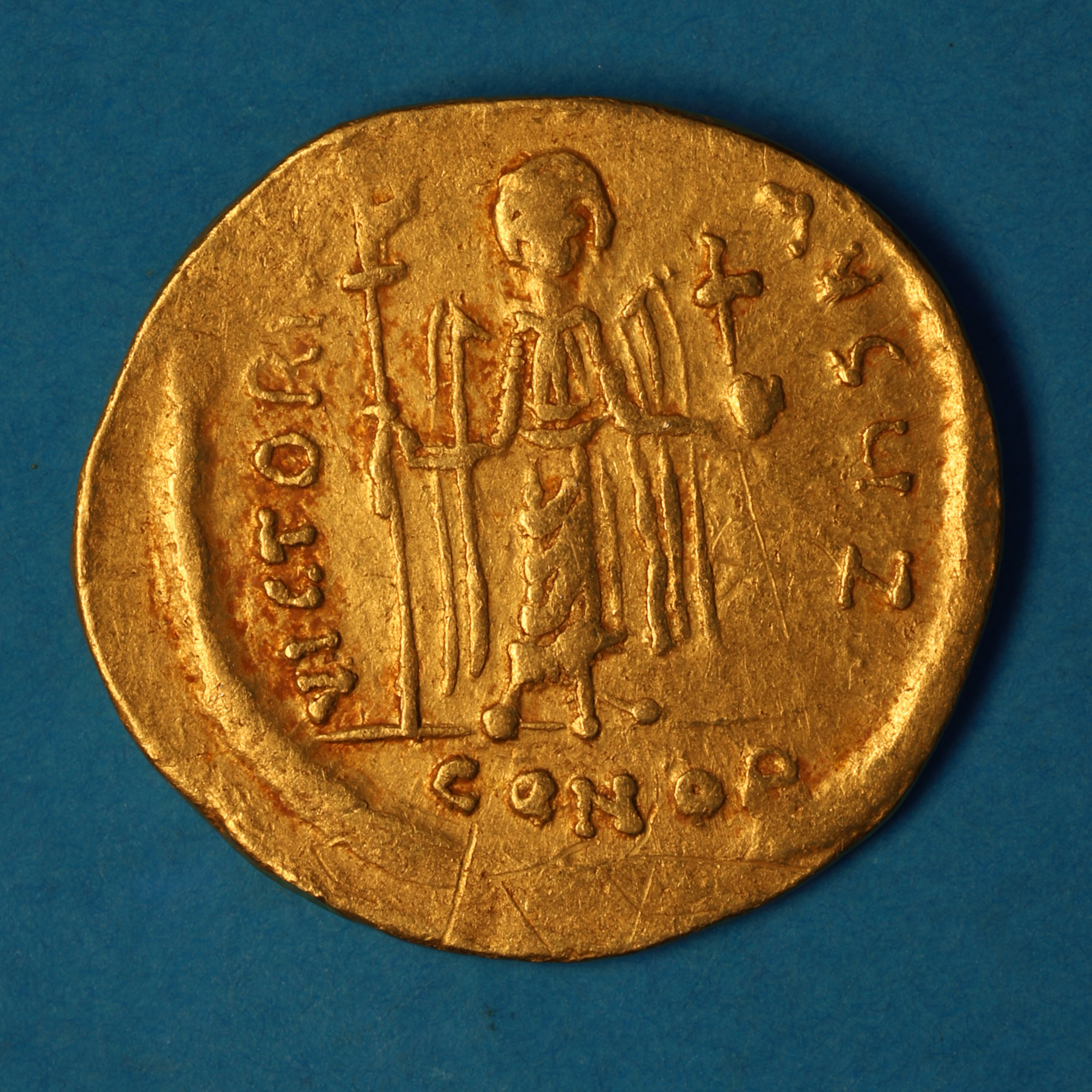 Byzantine Phocas AD 602-610 Gold Solidus Constantinople - Image 4