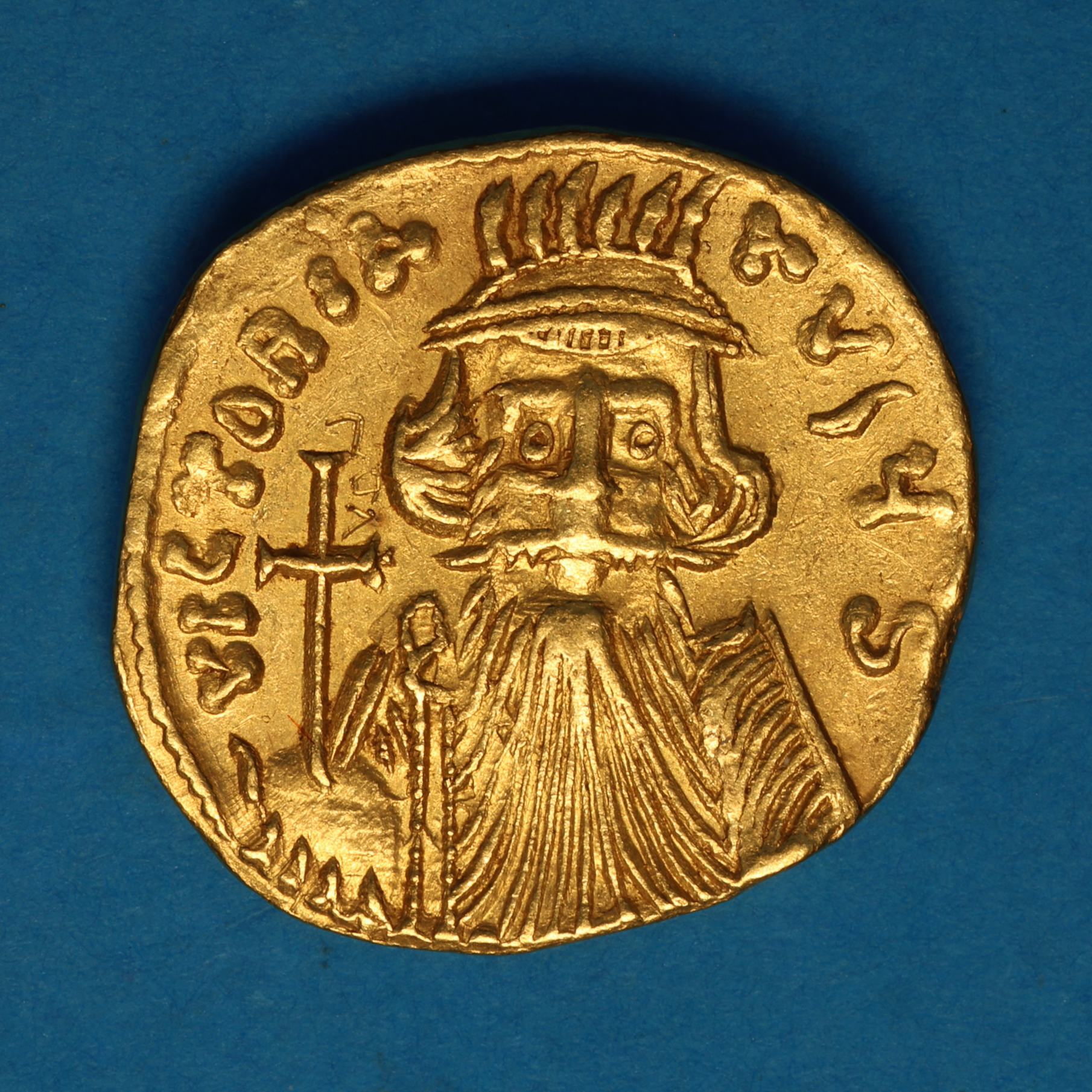 Byzantine Constans AD 641-668 Gold Solidus Constantinople - Image 3