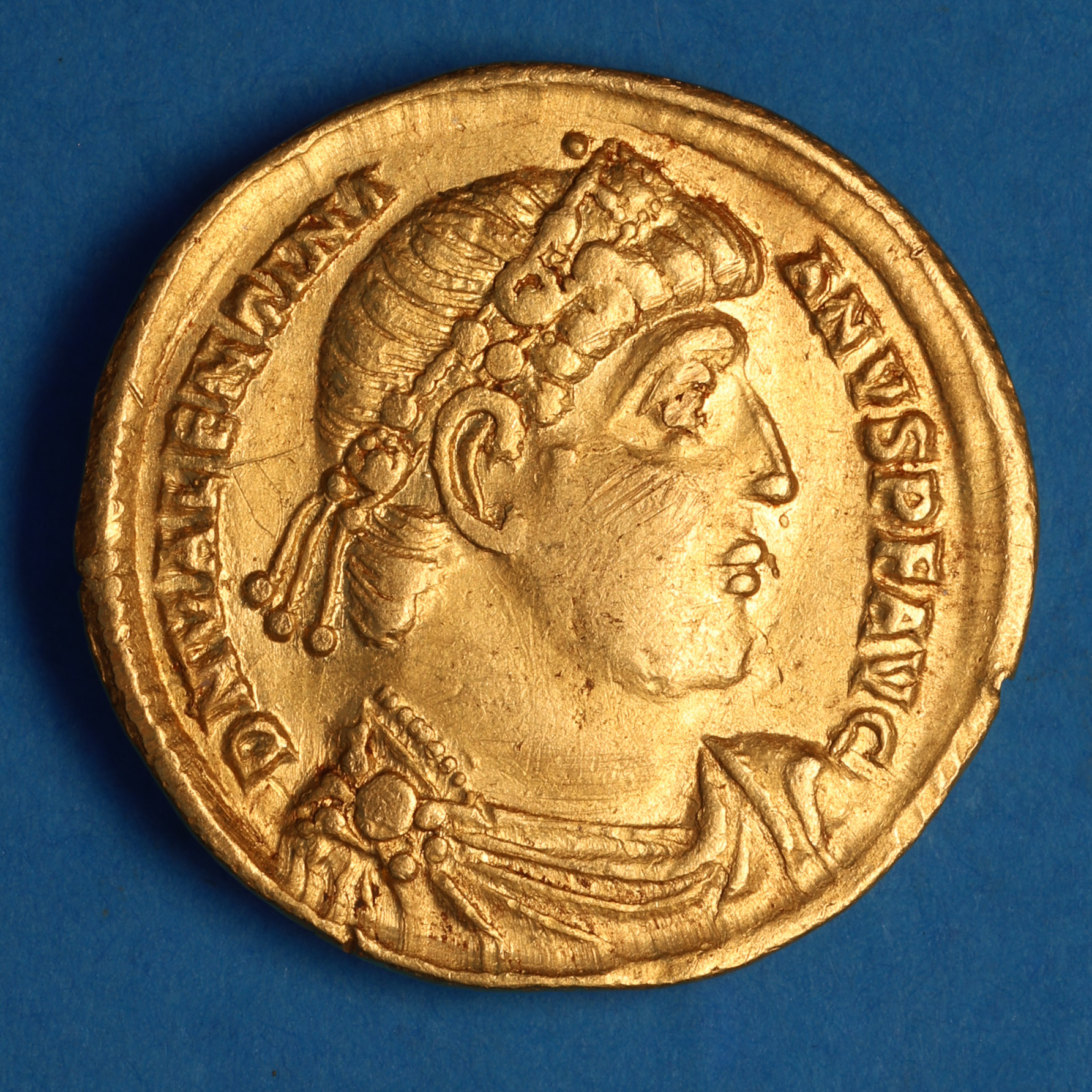 Valentinian AD 364-375 Gold Solidus Nicomedia - Image 3